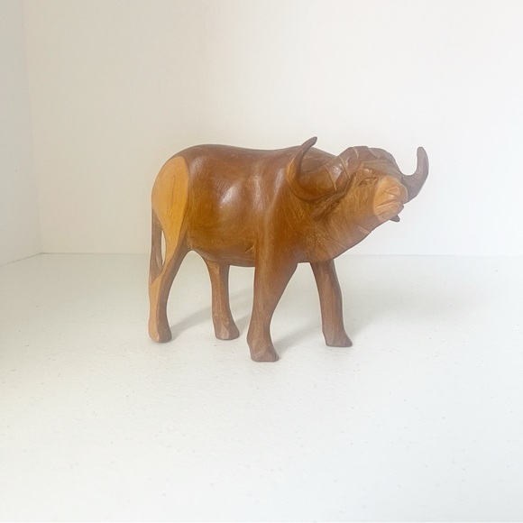 Pair of hand carved wild  animals impala and water buffalo - Picture 3 of 10